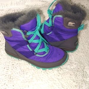 Sorel boots women size 3
